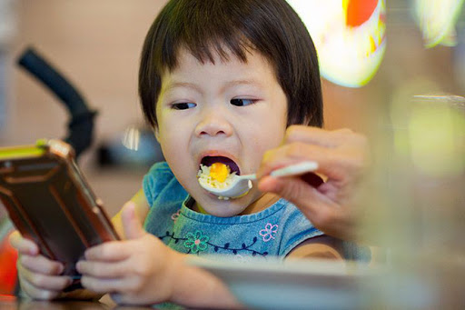 lợi khuẩn cho trẻ biếng ăn