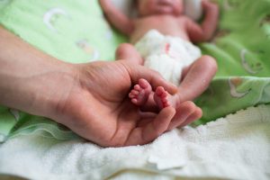 7 dấu hiệu viêm ruột hoại tử ở trẻ sơ sinh