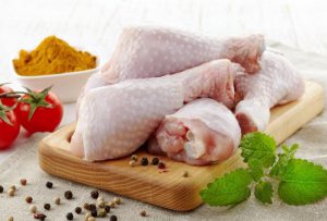 Trẻ ăn thịt gà bị tiêu chảy vì lý do gì