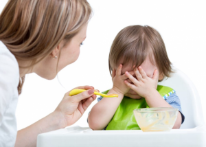 Trẻ biếng ăn thiếu chất gì? Nên bổ sung gì giúp con ăn ngon mau lớn?