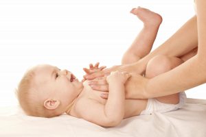 Trẻ sơ sinh không đi ị được - các mẹ nên làm gì?