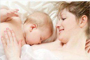 Ọe khan ở trẻ sơ sinh: Nguyên nhân và cách khắc phục nhanh chóng