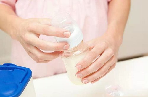 Trẻ 4 tháng uống sữa công thức bị đi ngoài nguyên nhân do đâu?