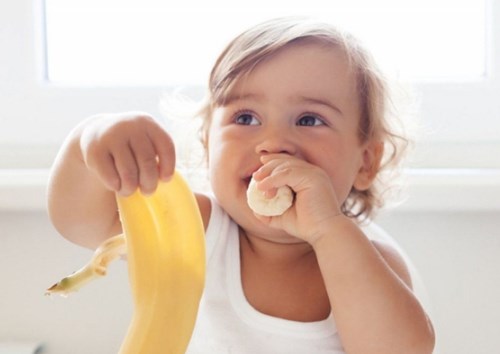 Trẻ rối loạn tiêu hóa ăn chuối được không? Lưu ý khi xây dựng thực đơn cho con tiêu hóa kém?