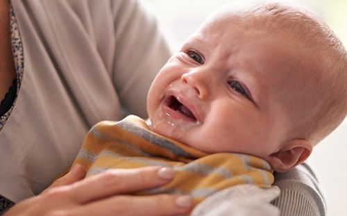 Nhận biết biểu hiện rối loạn tiêu hóa ở trẻ sơ sinh